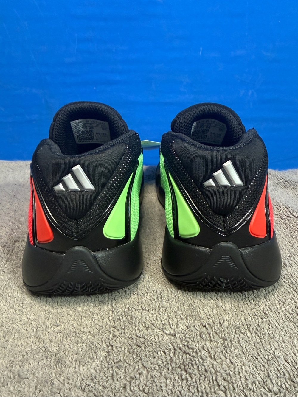 Adidas AE 2
Brand new - Picture 3 of 8